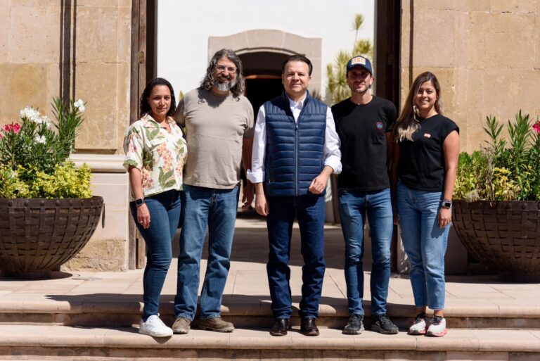 Durango sigue soñando en grande; Esteban facilita la llegada de más producciones cinematográficas