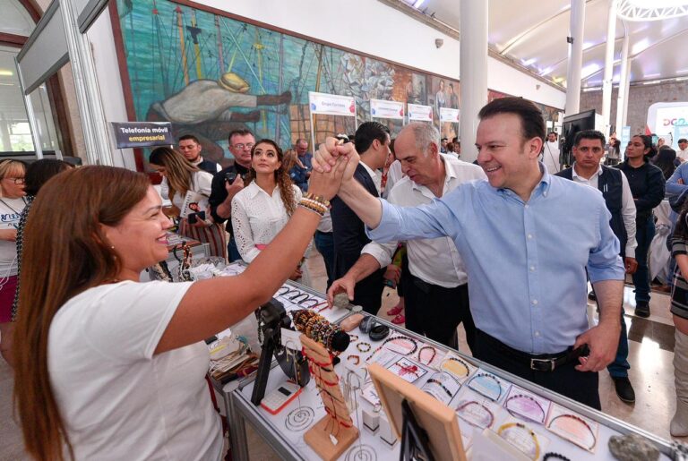 En 2023 se abrieron 3 mil nuevas empresas en todo Durango durante el Gobierno de Esteban