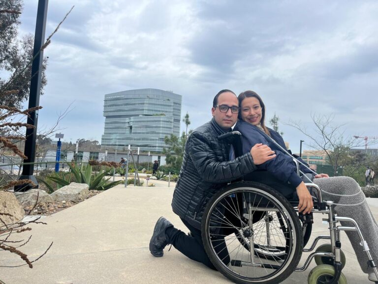 Grecia viaja a California a realizarse cirugía de corazón abierto; Gobierno de Esteban le gestiona visa humanitaria