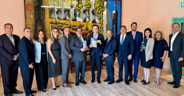 Arranca el Gobernador Esteban Villegas su gira por Estados Unidos; busca más inversiones y nuevos proyectos para Durango