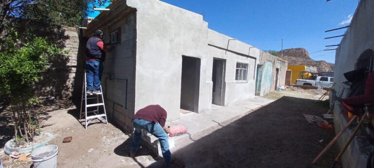 Acciones de Obras Públicas mejoran la infraestructura educativa en Pánuco de Coronado