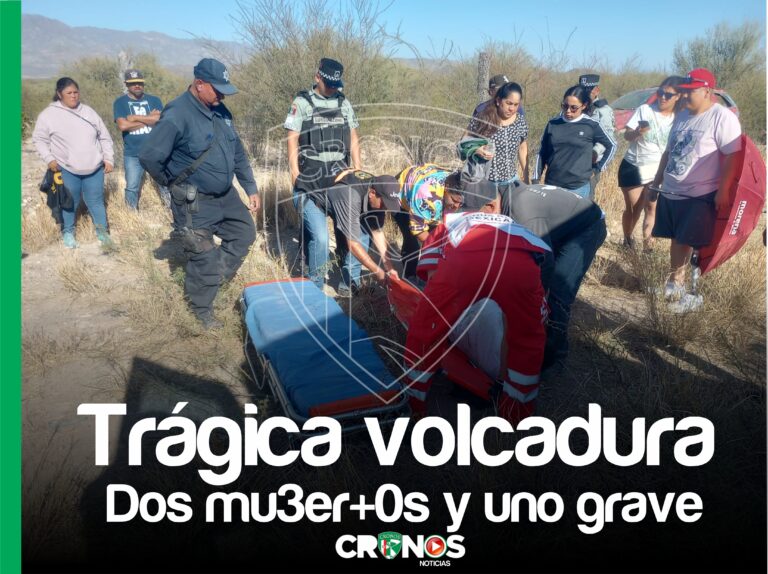 Trágica volcadura deja dos personas muertas y uno mas grave