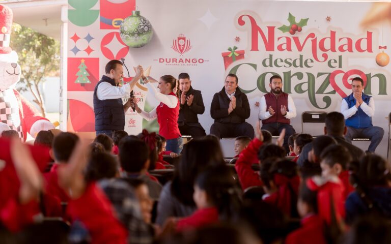 Magia y alegría para niñez duranguense esta Navidad; arrancan Marisol y Esteban entrega de 300 mil juguetes y aguinaldos