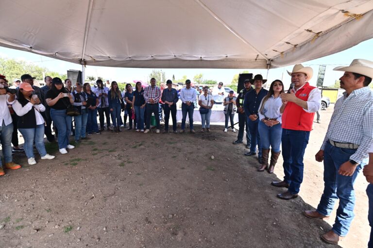Esteban Villegas supervisa Central Camionera en Vicente Guerrero, obra que dará mayor seguridad y mejor transporte