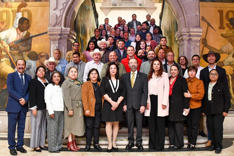 Impulsa Gobierno del Estado gobiernos más fuertes, profesionales y transparentes