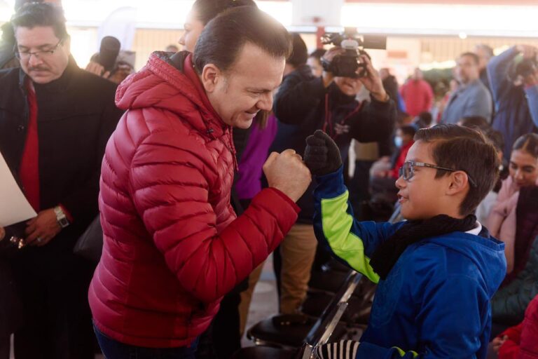 Regreso a clases de educación básica en Durango se realizó con orden y 90% de asistencia, a pesar del frío y la tormenta invernal