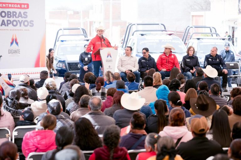En su gira por los 39 municipios, familias de Vicente Guerrero destacan apoyos en agua, seguridad y certeza jurídica que entregó Esteban Villegas