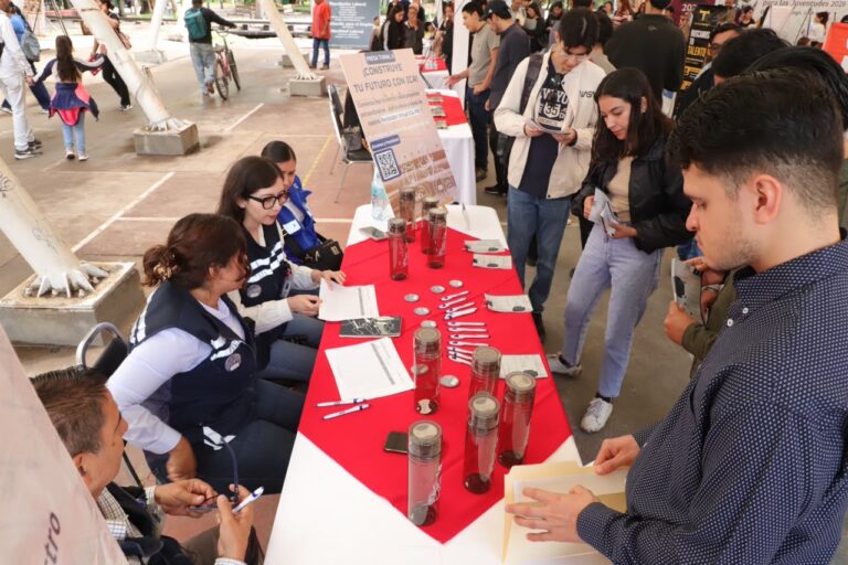 Feria Nacional de Empleo ofrece 550 vacantes en 36 empresas para jóvenes y buscadores de trabajo en Durango